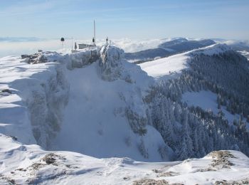 Tocht Te voet Val-de-Travers - Petite Robella - Hôtel du Chasseron - Photo