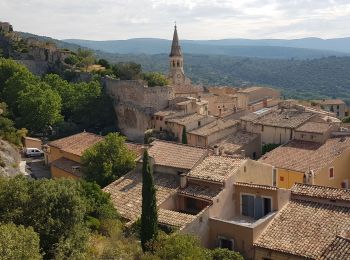 Tour Wandern Saint-Saturnin-lès-Apt - st saturnin, les Aiguiers Grognards - Photo