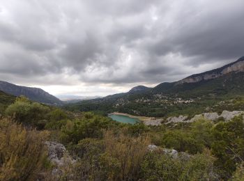 Trail Walking Le Revest-les-Eaux - Boucle: La ripelle - Source de la ripelle - Le Chateau de Tourris - Les grottes de sable - La carrière aux fourmis - Les puits renovés de M. Lambicchi - Les ruines des Olivières - La ferme de la Touravelle - à Le Revest-les-Eaux - Photo