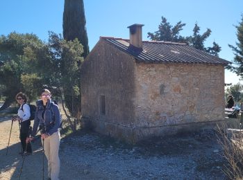 Percorso Marcia Ceyreste - les cabanons des gardes et du marquis - Photo