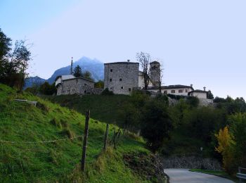 Trail On foot Resiutta - IT-743a - Photo