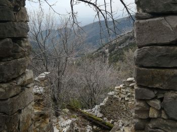 Percorso Marcia Rousset-les-Vignes - la lance - Photo