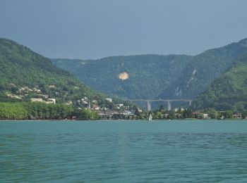 Percorso A piedi Nantua - Tour des Fècles - Photo