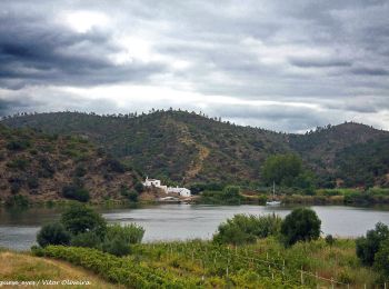 Excursión A pie Alcoutim e Pereiro - Corre, corre... Guadiana - Photo