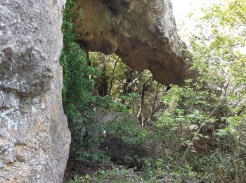 Randonnée Marche Solliès-Toucas - le pas de Belgentier par la citerne neuve - Photo