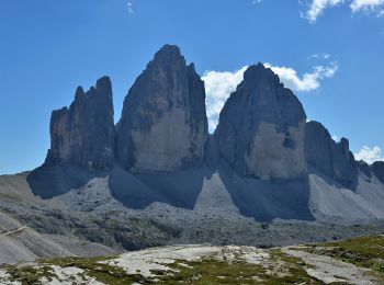 Randonnée A pied Auronzo di Cadore - (SI B06) Misurina - Rifugio Locatelli alle Tre Cime di Lavaredo (Dreizinnenhutte) - Photo