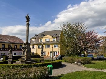 Tour Zu Fuß Oschitz - NS K pramenům - Photo