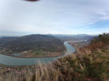 Excursión Senderismo Saint-Genix-les-Villages - st Maurice de rotherens - Photo