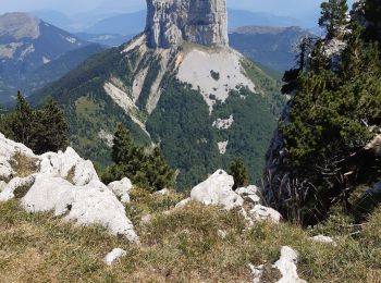 Trail Walking Chichilianne - la richardiere rocher du parquet - Photo