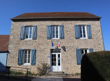 Excursión A pie Précy-sous-Thil - La Ferme du Hameau 8 km - Photo