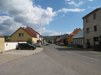 Tocht Te voet Lhotka nad Labem - NS Lovoš - Photo