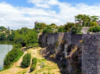 Randonnée Marche Vouvant - Vouvant_Cite_Medievale - Photo