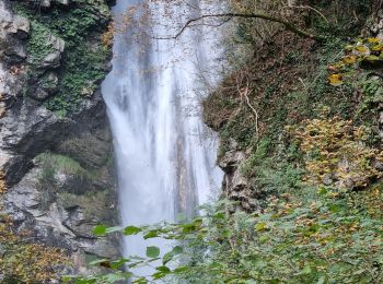 Randonnée Marche Saint-Alban-Leysse - bout du monde et cascade Doria - Photo