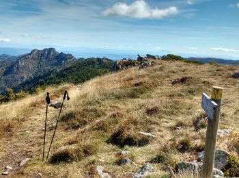 Percorso Marcia Mayres - Mayres-Les Pergeyres-Col d'Abraham-Granges d'Abraham-La Mothe - Photo