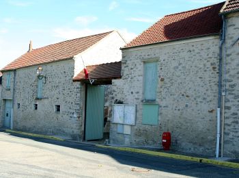 Trail On foot Sailly - Sentier du patromoine de Sailly - Photo