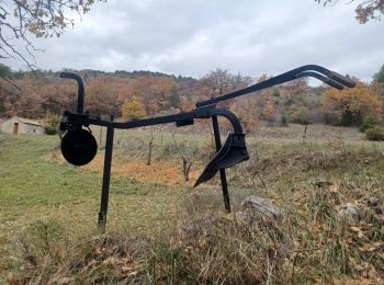 Randonnée Marche Val-Buëch-Méouge - CHATEAU NEUF DE CHABRE . PILOUBEAU . SERRE DE LA CROIX O L M S  - Photo