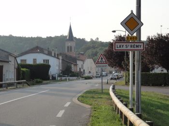 Trail On foot Lay-Saint-Remy - Circuit des Tunnels - Photo