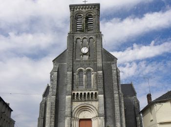 Tocht Te voet La Chapelle-au-Riboul - Sentier du Gué Marie - Photo