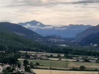 Percorso Marcia Aubignosc - AUBIGNOSC.  Vieil Chateau Neuf  , canyons o l m s - Photo