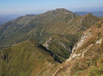 Trail On foot Picherande - La Fontaine Salée - Photo