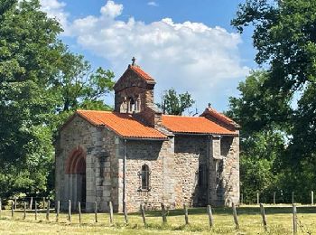 Tocht Stappen Saint-Georges-de-Baroille - Saint-Georges-de-Baroille : Ardilliers et chapelle - Photo