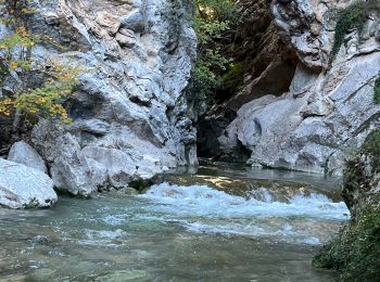 Tocht Stappen Saint-Vallier-de-Thiey - Arche de Ponadieu Source de la Pare Baou Mourine Vieux Pont  - Photo