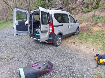 Excursión Coche Colombières-sur-Orb - approche voiture - Photo