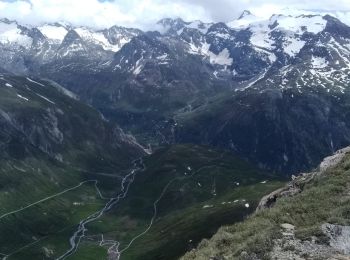 Trail Touring skiing Bonneval-sur-Arc - Tricotage au col de l'iseran - Photo