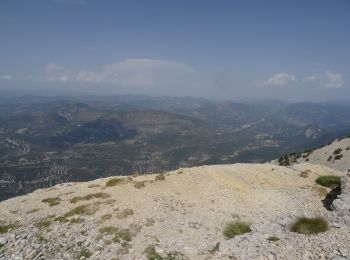 Tour Wandern Bédoin - Montée au Ventoux depuis Les Clops à pieds - Photo