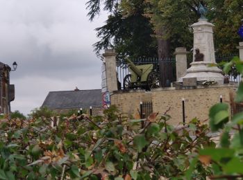 Tocht Stappen Sainte-Suzanne-et-Chammes - Sainte Suzanne de Chamme - Photo