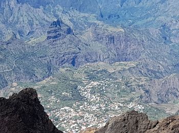 Tocht Trail Salazie - piton des neige par cap anglais - Photo