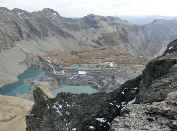 Tocht Te voet Glarus Süd - Muttseehütte-Kistenpasshütte - Photo