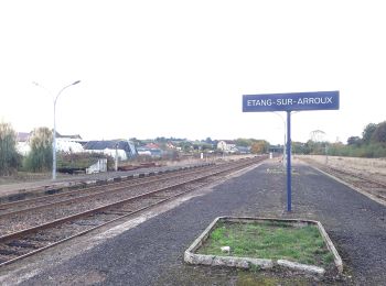 Percorso A piedi Étang-sur-Arroux - Tour de la Butte de la Perrière - Photo