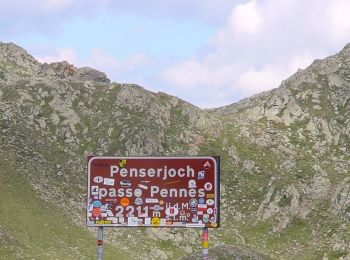 Tour Zu Fuß Sarntal - AVS 14A - Penser Joch Alm - Puntleider Joch - Puntleider See - Photo