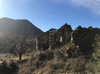 Randonnée Marche Laspuña - House-valliforcas-vulture feeding-ceresa-house - Photo