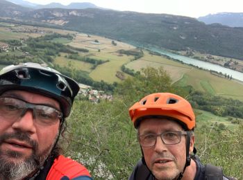 Tocht Mountainbike Peyrieu - Sur Fays - Photo