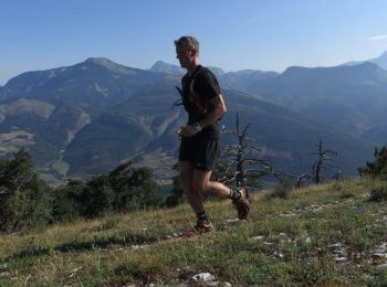 Tocht Lopen Aspres-sur-Buëch - Trail 06 - La Longeagne - Photo