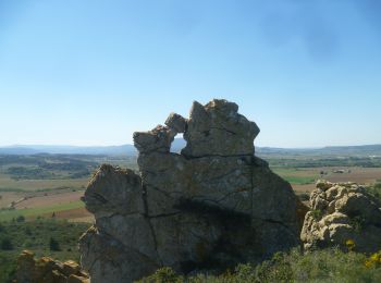 Trail Walking Luc-sur-Orbieu - LUC SUR ORBIEU - la Roche trouée - Photo