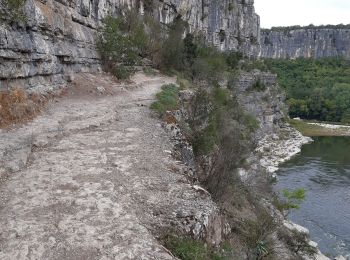 Randonnée Marche Ruoms - cirque de Gens - Photo