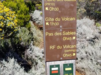 Excursión Senderismo Saint-Joseph - Boucle autour de la plaine des sables - Photo