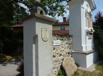 Randonnée A pied Gemeinde Krumbach - Krumbach Gemeindeparkpaltz - Holzbauer Kapelle - Museumsdorf - Photo