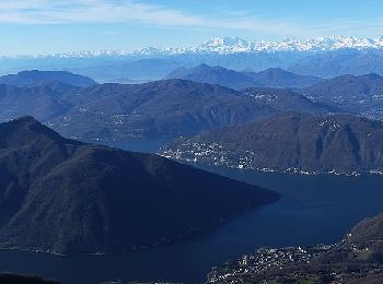 Tour Zu Fuß Centro Valle Intelvi - Monte Generoso-Crocette - Photo