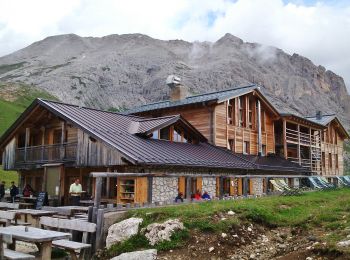 Randonnée A pied Kastelruth - Castelrotto - (SI C20N) Rifugio Sasso Piatto - Selva di Val Gardena - Photo