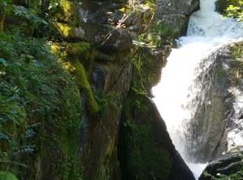 Trail Walking Saint-Martin-Château - cascade de Jarreau - Photo