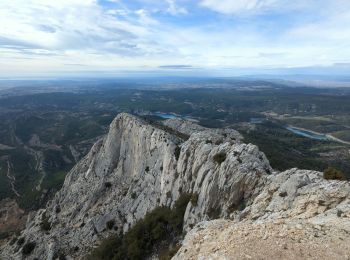 Excursión Senderismo Vauvenargues - La Croix de Provence - Photo