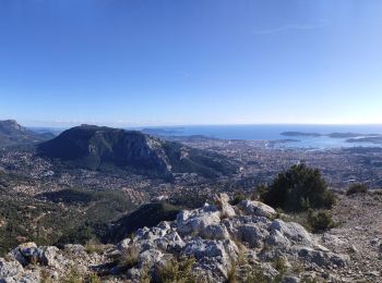 Tocht Stappen Ollioules - SityTrail - cap gros par les 2 ballons +grotte croupatier - Photo