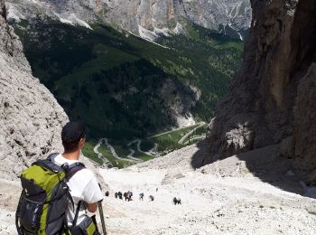 Tour Wandern Wolkenstein - rif puez - rifugio pisciadu - Photo