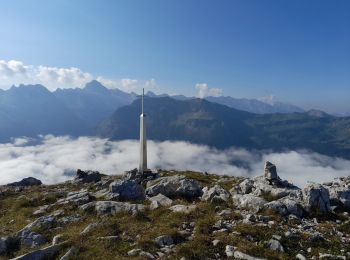 Percorso Marcia Le Reposoir - BARGY: COL D'ENCRENAZ - PETIT BARGY - TETE DES BECUS - Photo