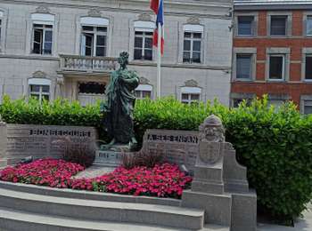 Trail Walking Péruwelz - bonsecours peruwez. foret belge et française. l'ermitage. séquoia - Photo