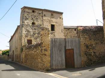 Percorso A piedi Gignat - Les Coteaux et la Chaux - Photo